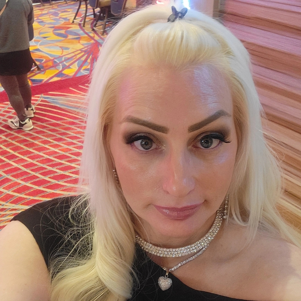 Meet your Posher, Sonja